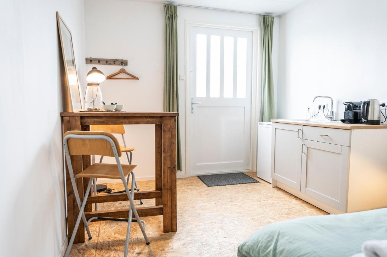 Bed And Breakfast Het Bureau Texel De Koog  Exterior photo